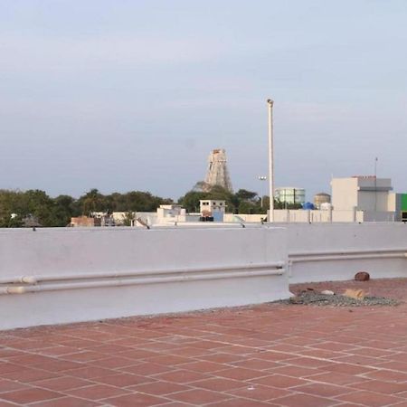 Saravanas Lodge Tiruchchendur Ngoại thất bức ảnh