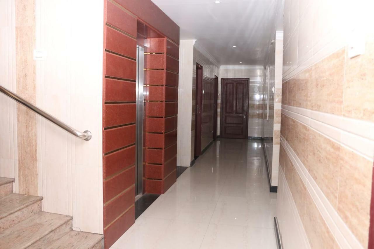 Saravanas Lodge Tiruchchendur Ngoại thất bức ảnh