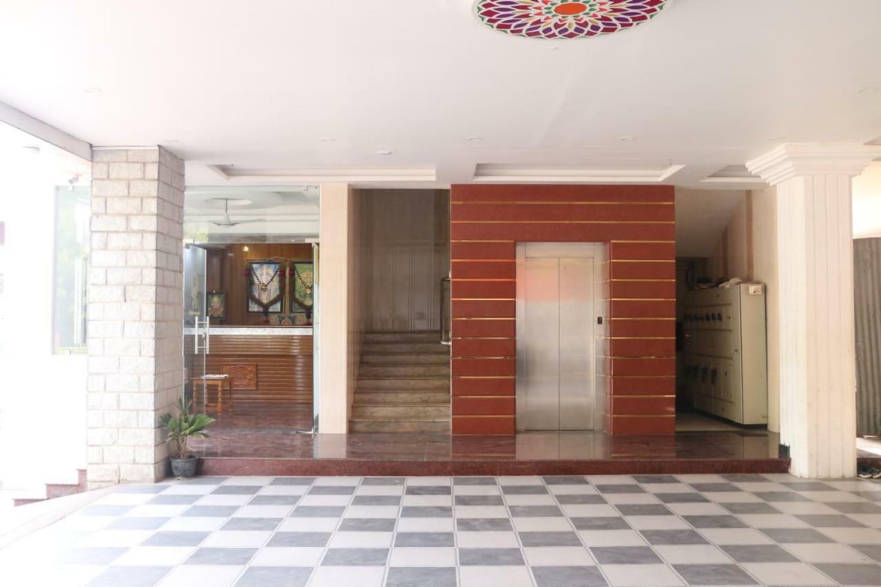 Saravanas Lodge Tiruchchendur Ngoại thất bức ảnh